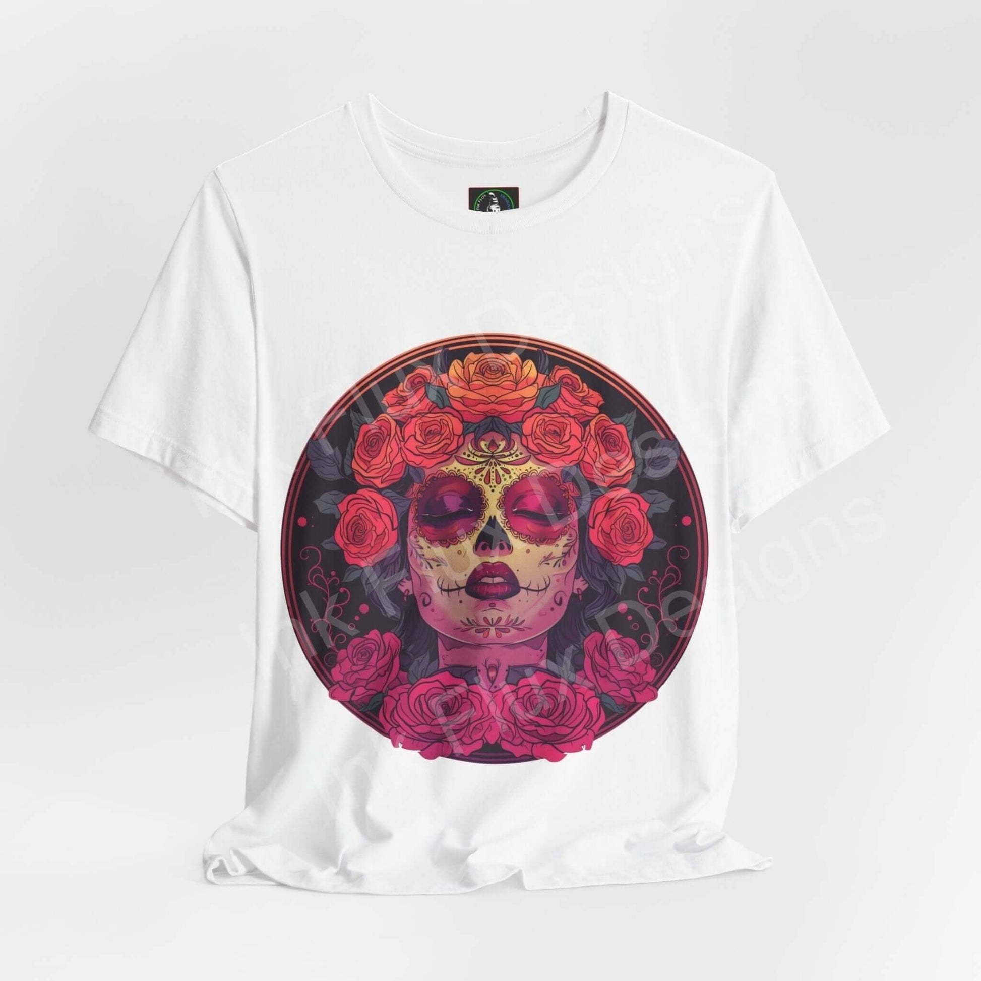 Graphic tee featuring Day of the Dead-inspired artwork with vibrant roses and sugar skull design, ideal for DÃa de Muertos celebrations.