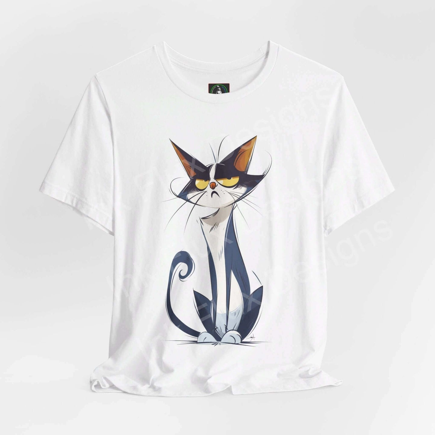 Stylish white graphic tee featuring a quirky illustrated cat in sunglasses, perfect for cat lovers and T-shirt enthusiasts.